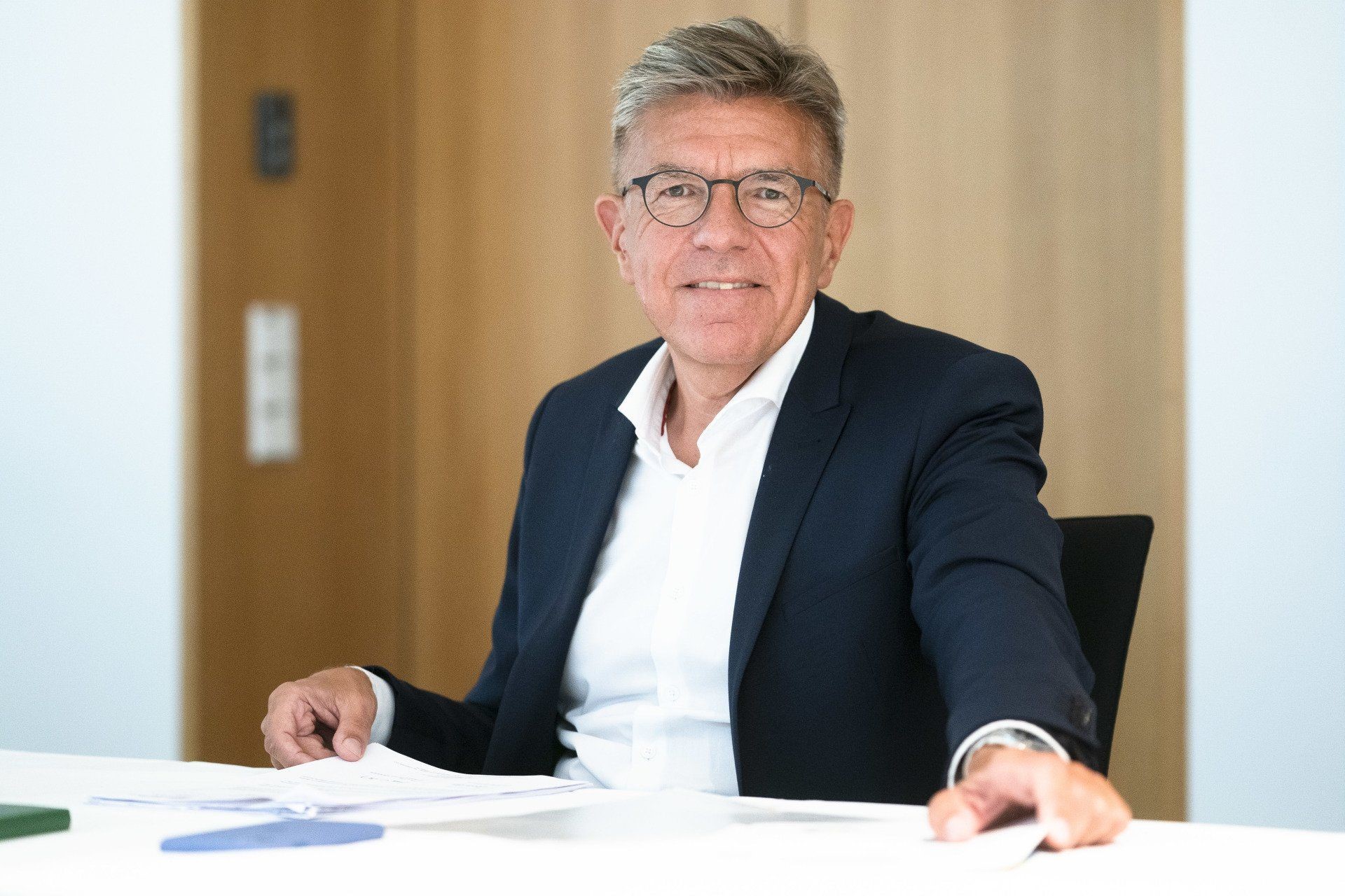 Prof. Dr. Martin Burgi